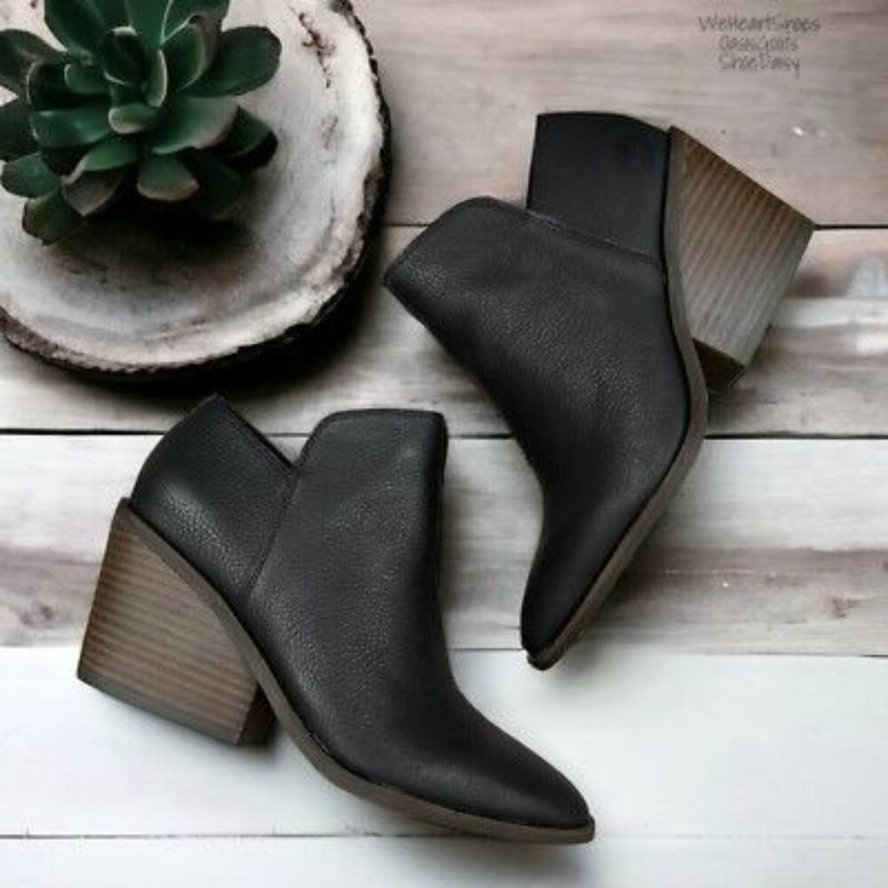 Lucky Brand Sauci Black Leather Western Cowgirl Glam Ankle Boots Block Heel 7.5